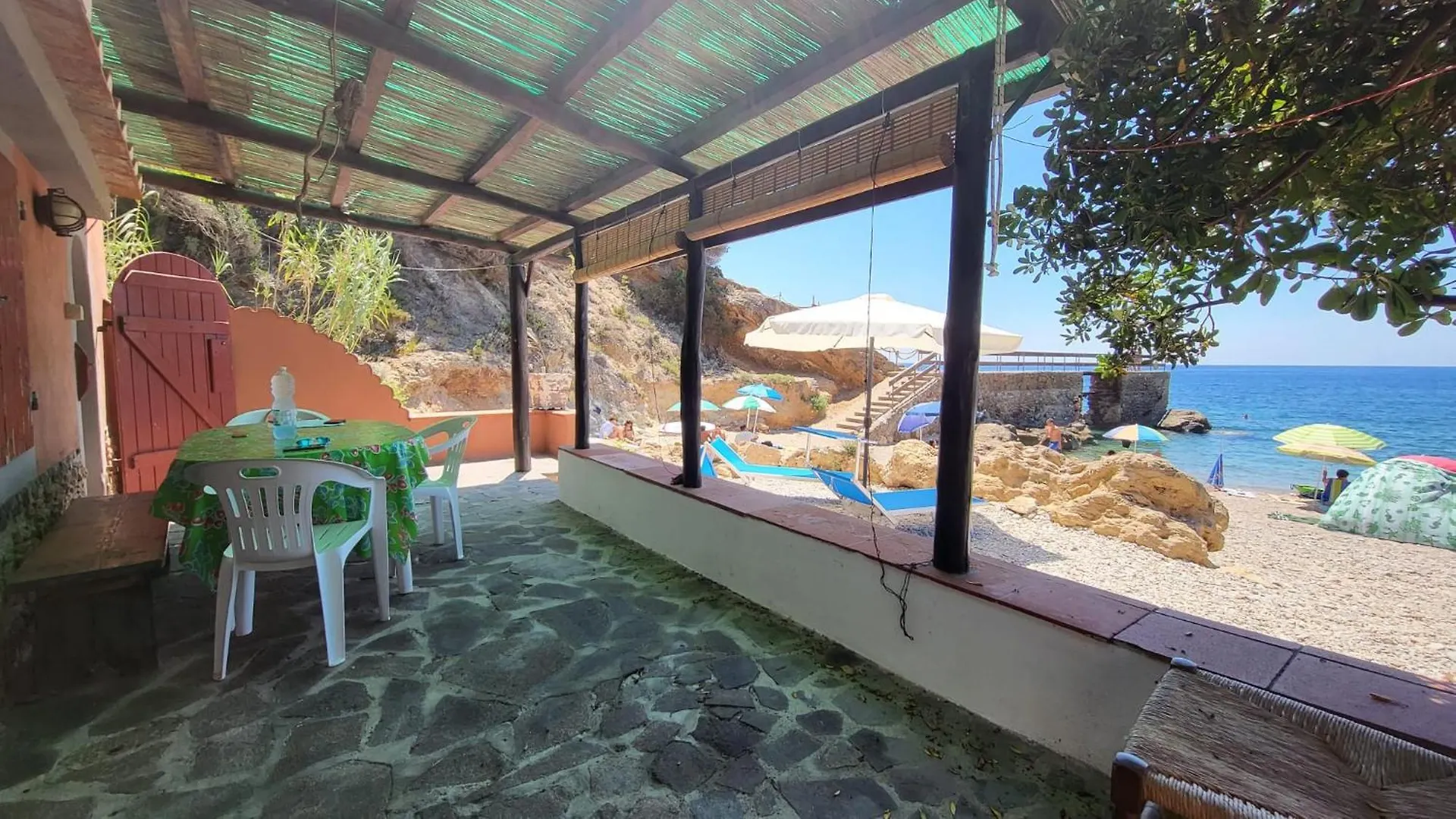 カポリーヴェリPerla Di Mareアパートメント イタリア