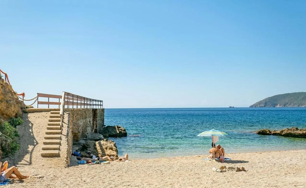Perla Di Mare Apartment Capoliveri   Capoliveri (Isola d'Elba)